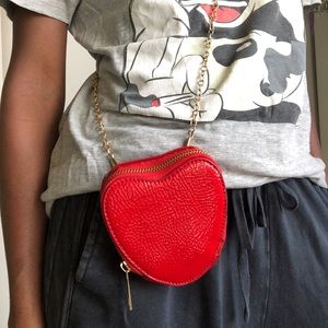 Red heart purse